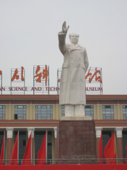 Mao statue overlooks the square