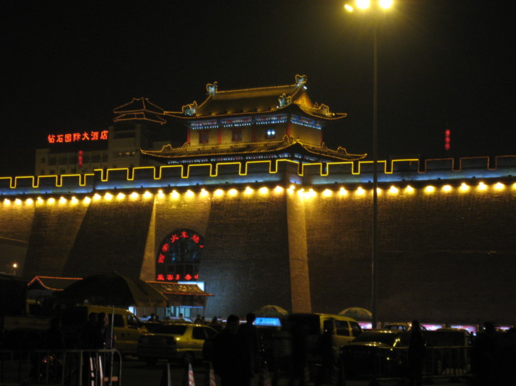 The wall by night
