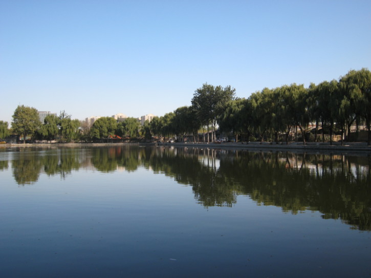 Xi Hai lake, near my hostel