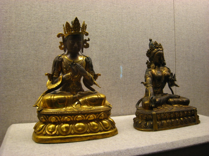 Ethnic bronze works in the Shanghai Museum