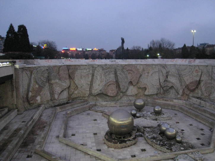 An out-of-service fountain by the Culture Palace