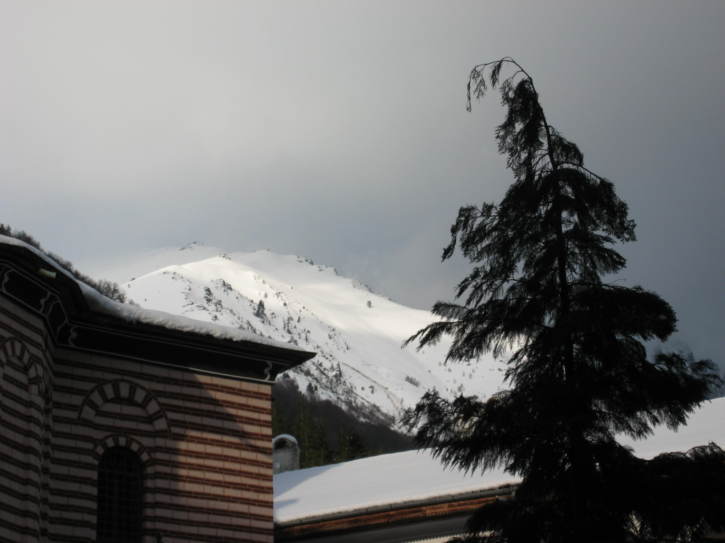 Looking up to mountains in the distance