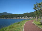 Part of the path around Lake Kawaguchi