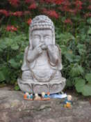 Small statue at Beomeosa Temple