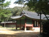 Administrative buildings at Jongmyu Shrine