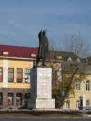Lenin statue