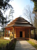 Room where the letters were - note the straw roof
