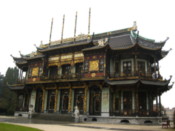 Japanese-style building