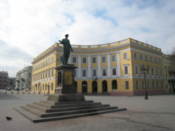 Statue of Duc de Richelieu, first governor of Odessa