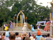 Prince Ali and Jasmin (from Aladdin) arrive