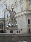 Statue on Rynok Square